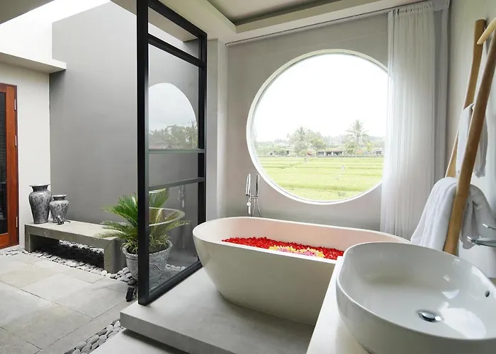 Umah Tirta Estate Hotel 3*