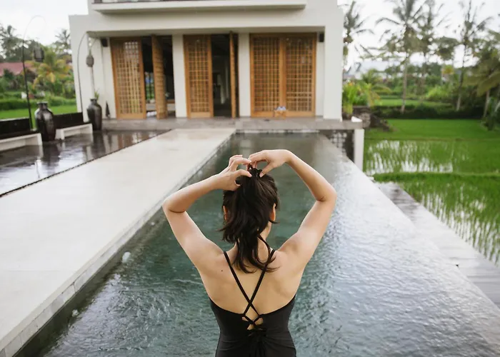 Umah Tirta Estate Hotel 3*